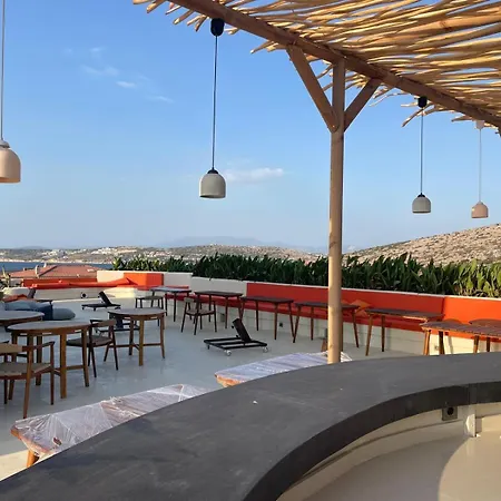 Hotel No908 Sunset Bar