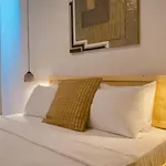 No908 Sunset Hotel *