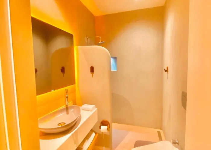 No908 Sunset 酒店 Çeşme