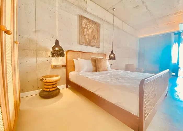 No908 Sunset 酒店 *